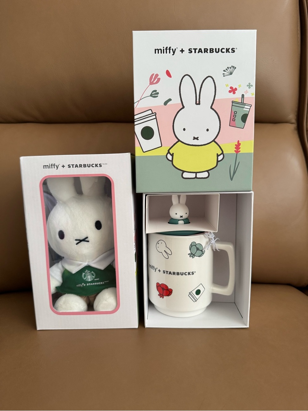 Starbucks x Miffy White Mug & Green-Apron Plush Set